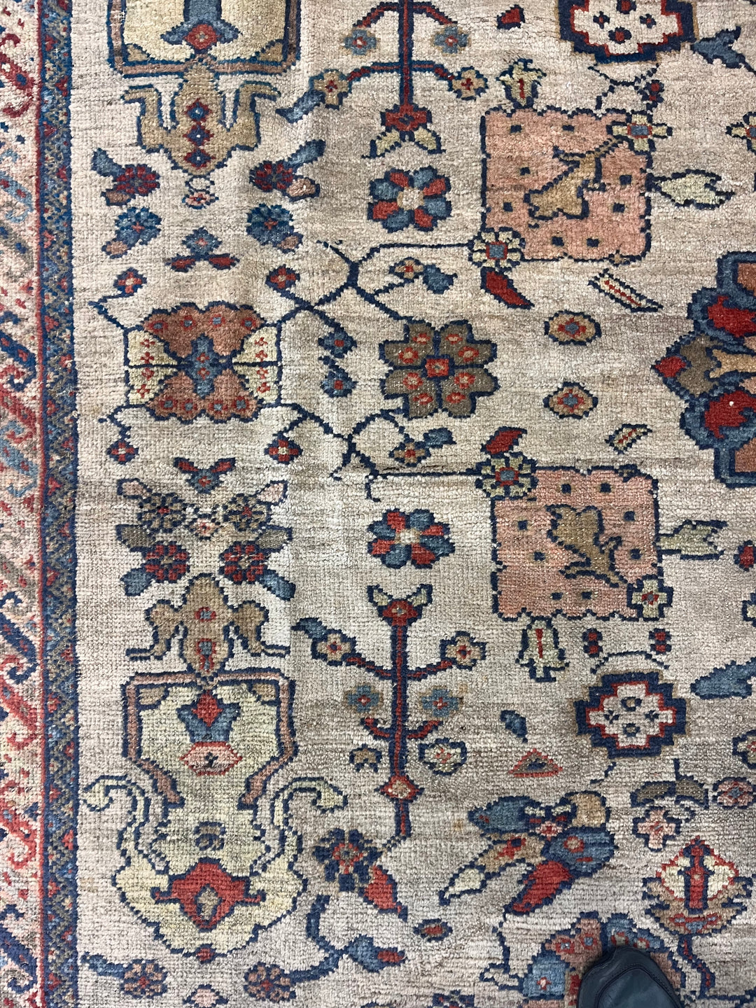 Antique Persian Sultanabad Mahal Rug 7’2" x 10’1”
