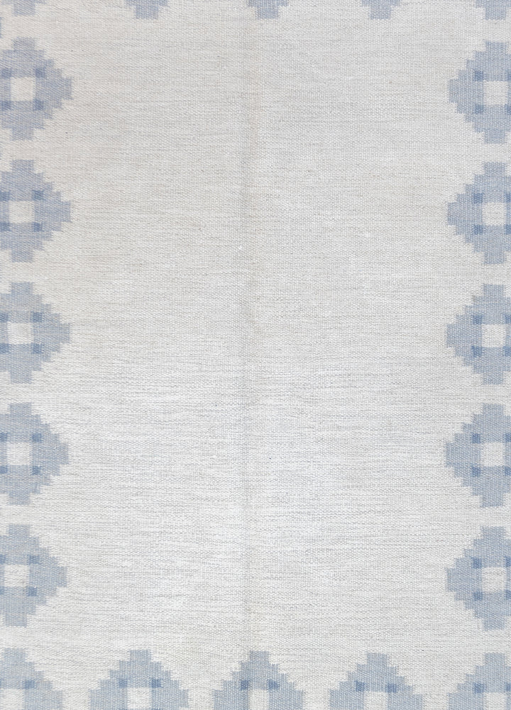 Fine Vintage Swedish Kilim Rug 4'1'' x 5'8''