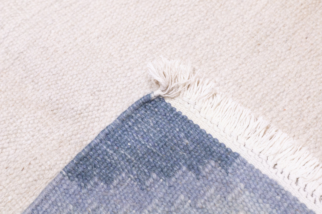 Fine Vintage Swedish Kilim Rug 4'1'' x 5'8''