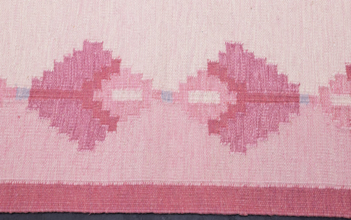 Fine Vintage Swedish Kilim Rug 4'6'' x 6'6''