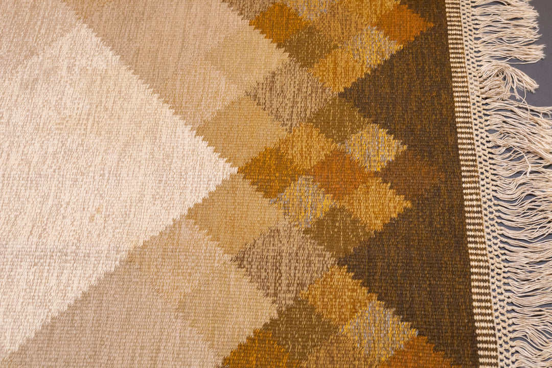 Fine Vintage Swedish kilim Flat Weave Wool Rug 6'5'' x 9'1''