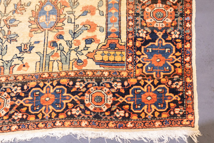 Antique Farahan Sarouk Rug 4'3'' x 6'7''