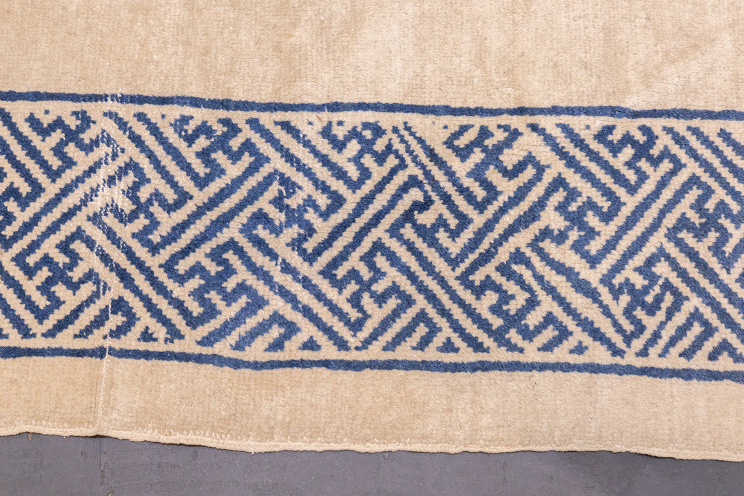 Antique Peking/Ninshia Chinese Rug 6'4'' x 8'11''