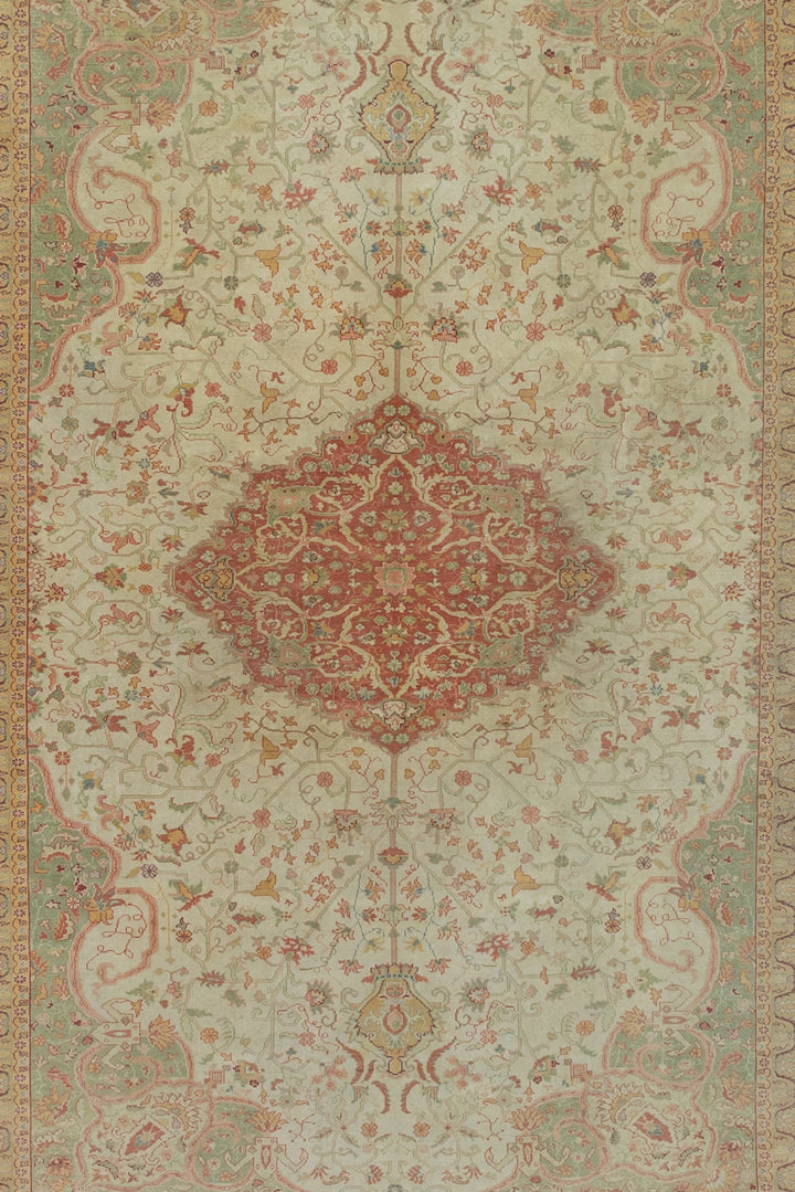 Fine Antique Borlu Oushak Wool Rug 8'7" x 11’10"