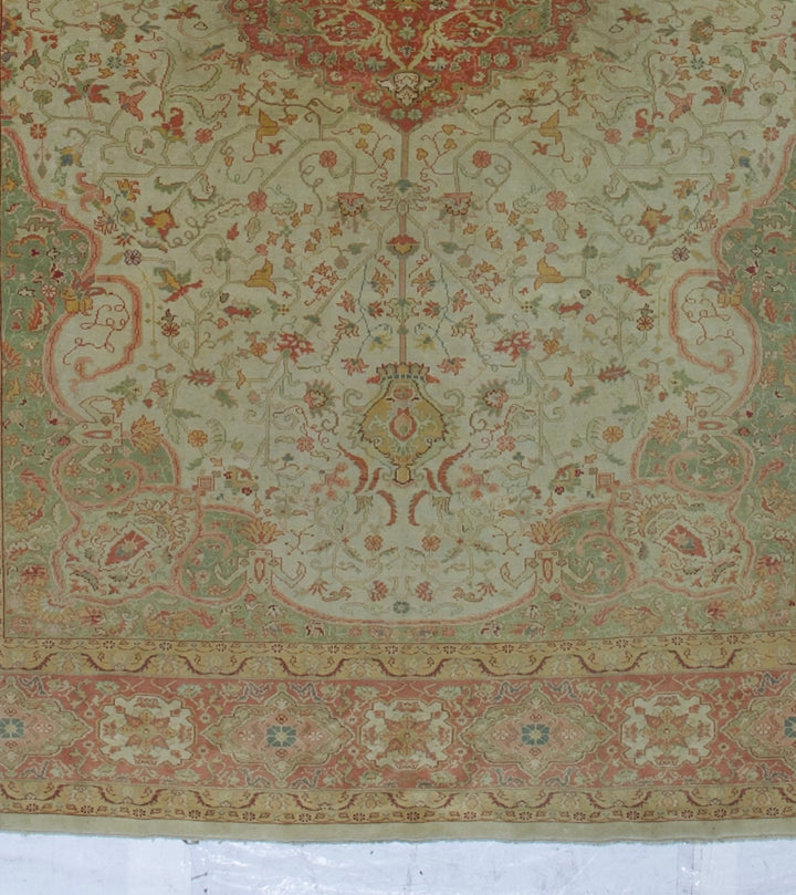 Fine Antique Borlu Oushak Wool Rug 8'7" x 11’10"