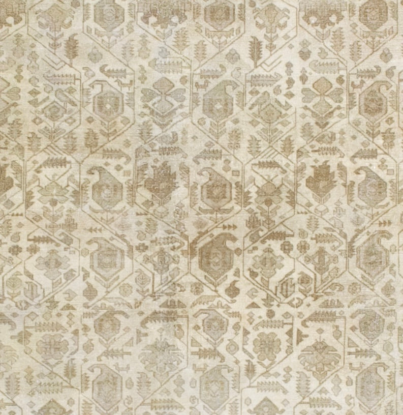 Fine Vintage Tabriz Rug 7'0" x 10’1”