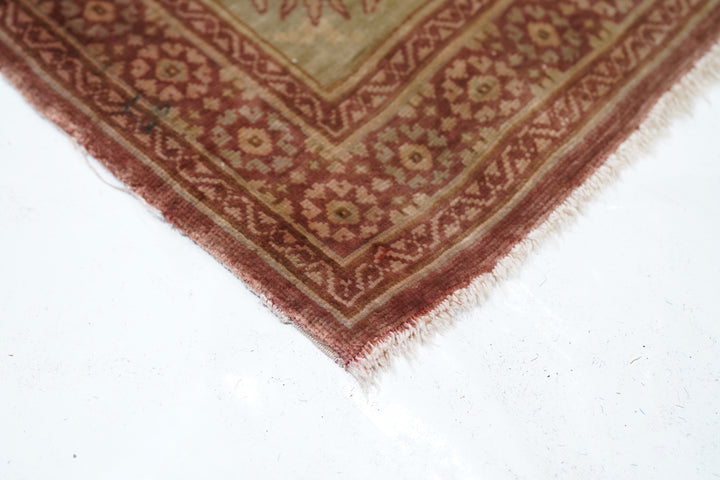 Antique Turkish Silk Signed Hereke Rug 4'3'' x 6'8''