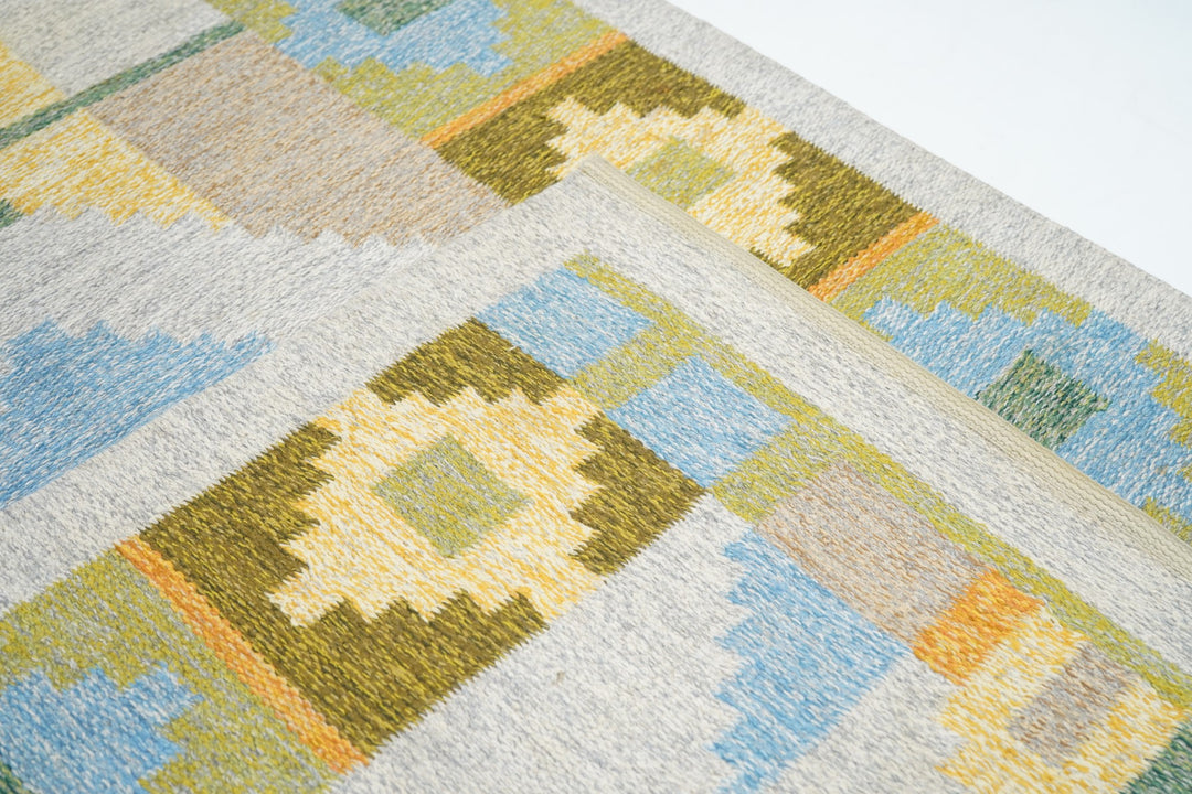 Swedish Kilim Rug 4'3'' x 6'7''