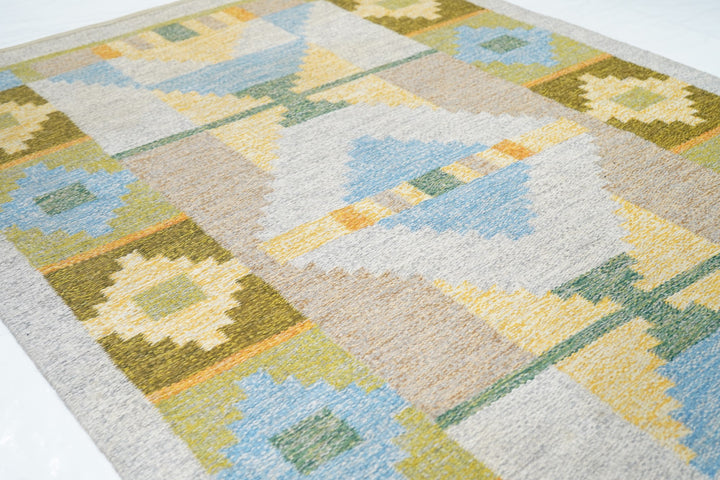 Swedish Kilim Rug 4'3'' x 6'7''
