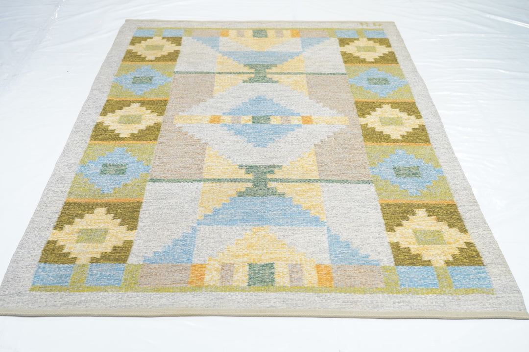 Swedish Kilim Rug 4'3'' x 6'7''
