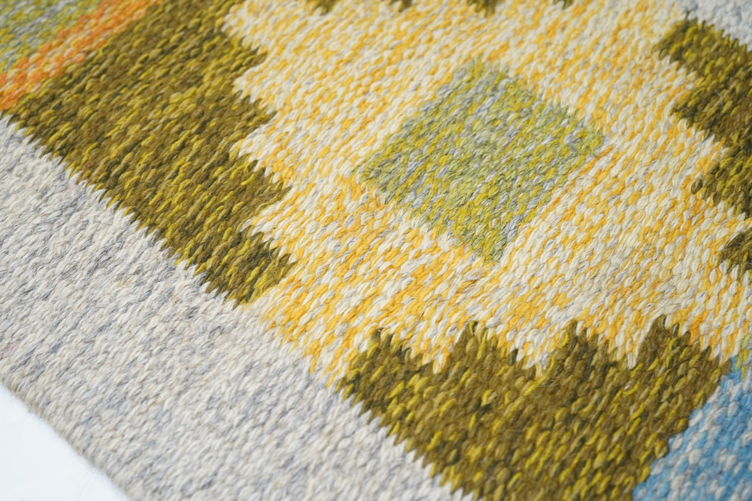 Swedish Kilim Rug 4'3'' x 6'7''