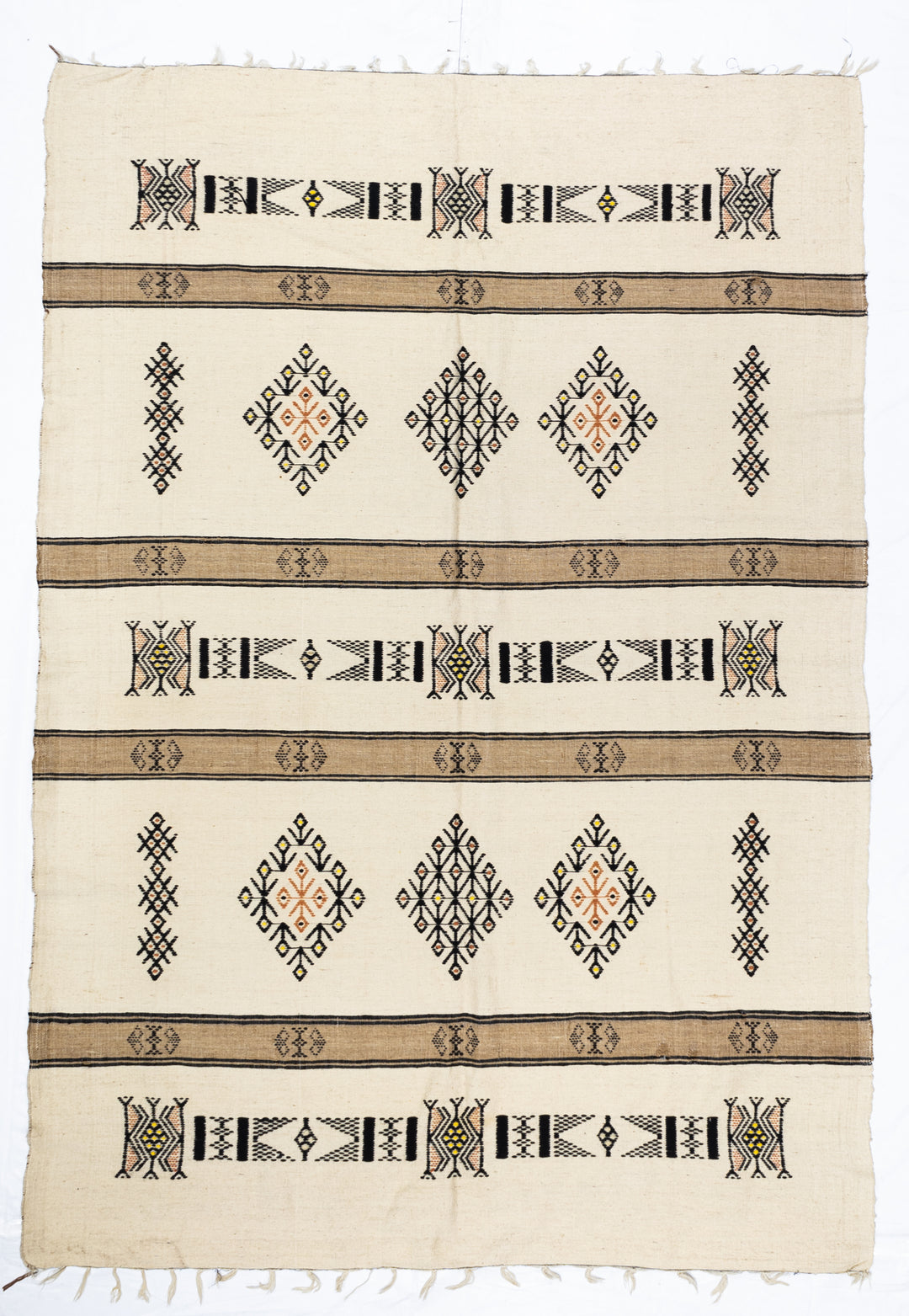 Fine Vintage Moroccan Rug 5'10" x 8’5"