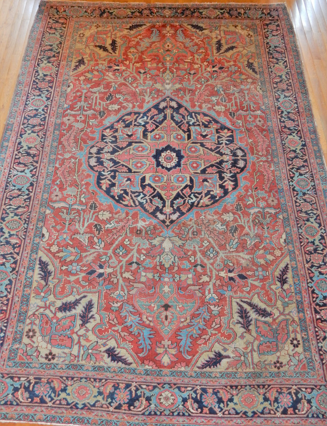 Antique Heriz Serapi Rug 8'9'' x 12'6''