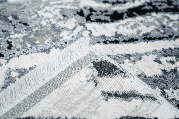 Abstract Design Rug 5'2'' x 7'7''