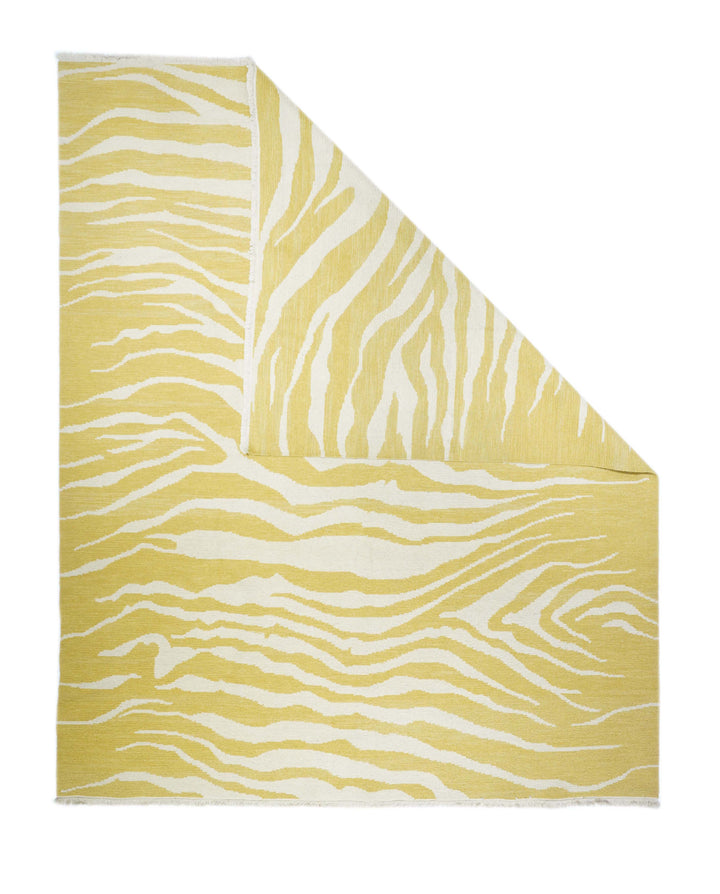 Sumak Area Rug 8’0" x 10’0"