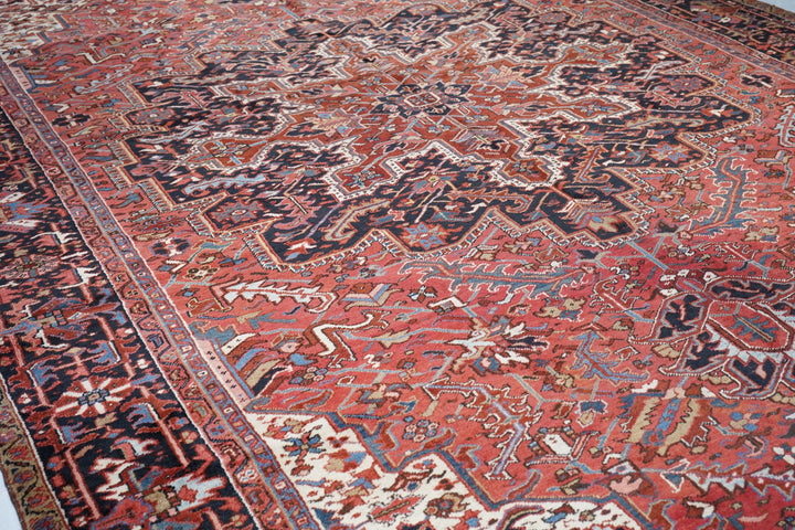 Vintage Heriz Rug 10'0'' x 17'11''