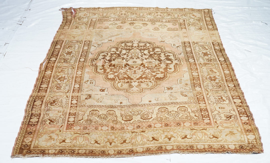 Vintage Turkish Rug 4'6'' x 6'5''