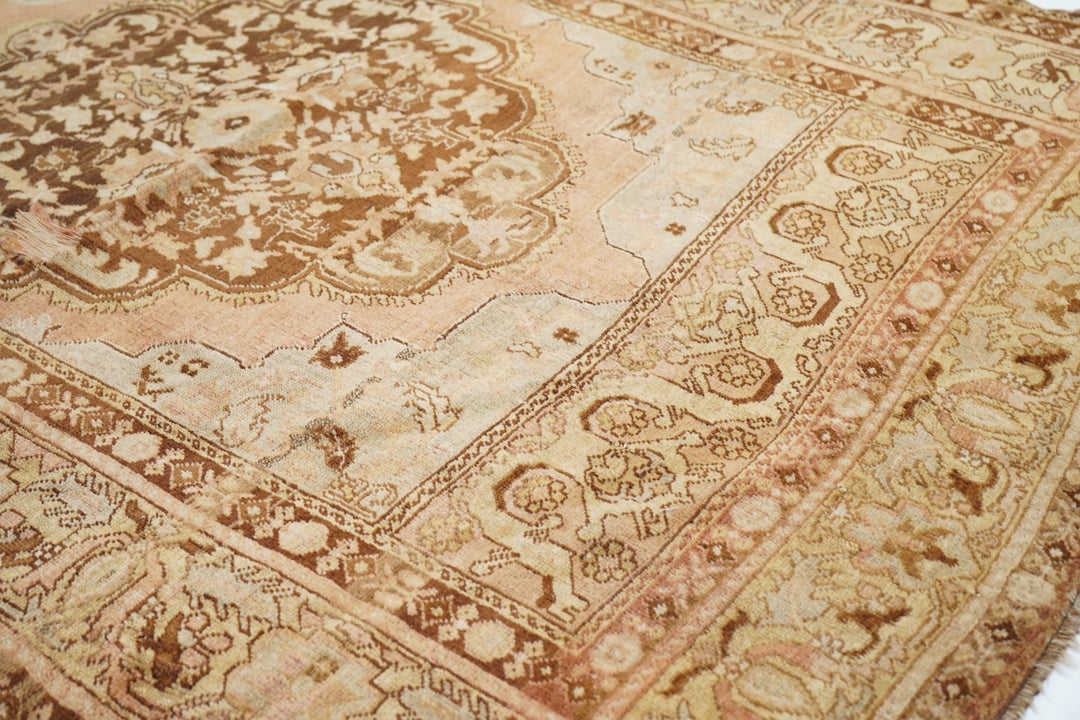 Vintage Turkish Rug 4'6'' x 6'5''