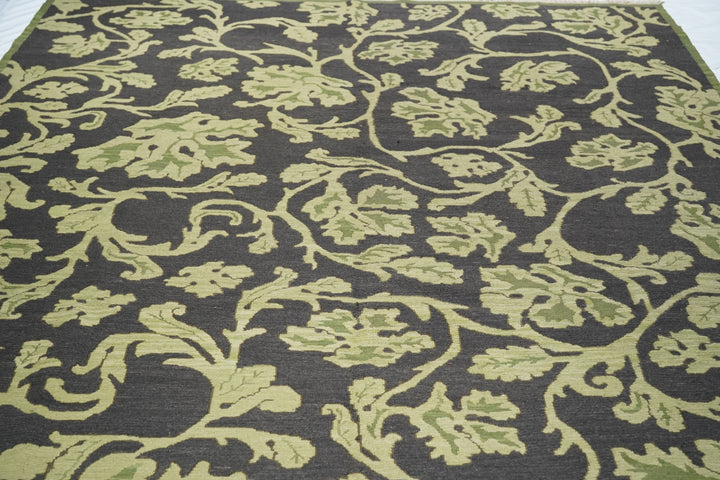 Sumak Rug 8’0" x 10'0"