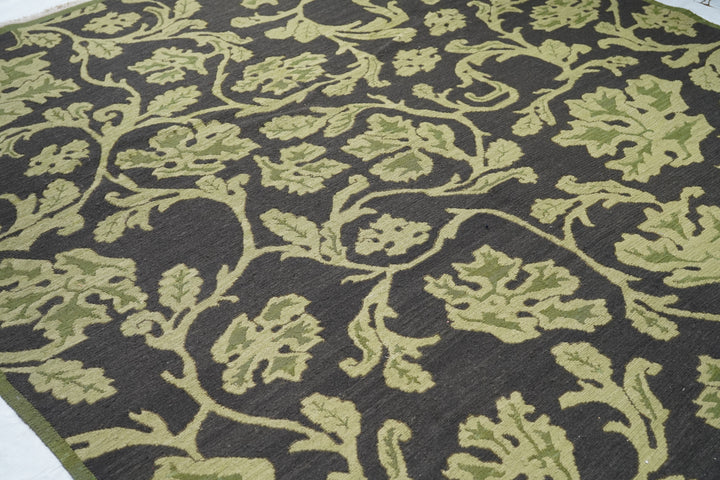 Sumak Rug 8’0" x 10'0"