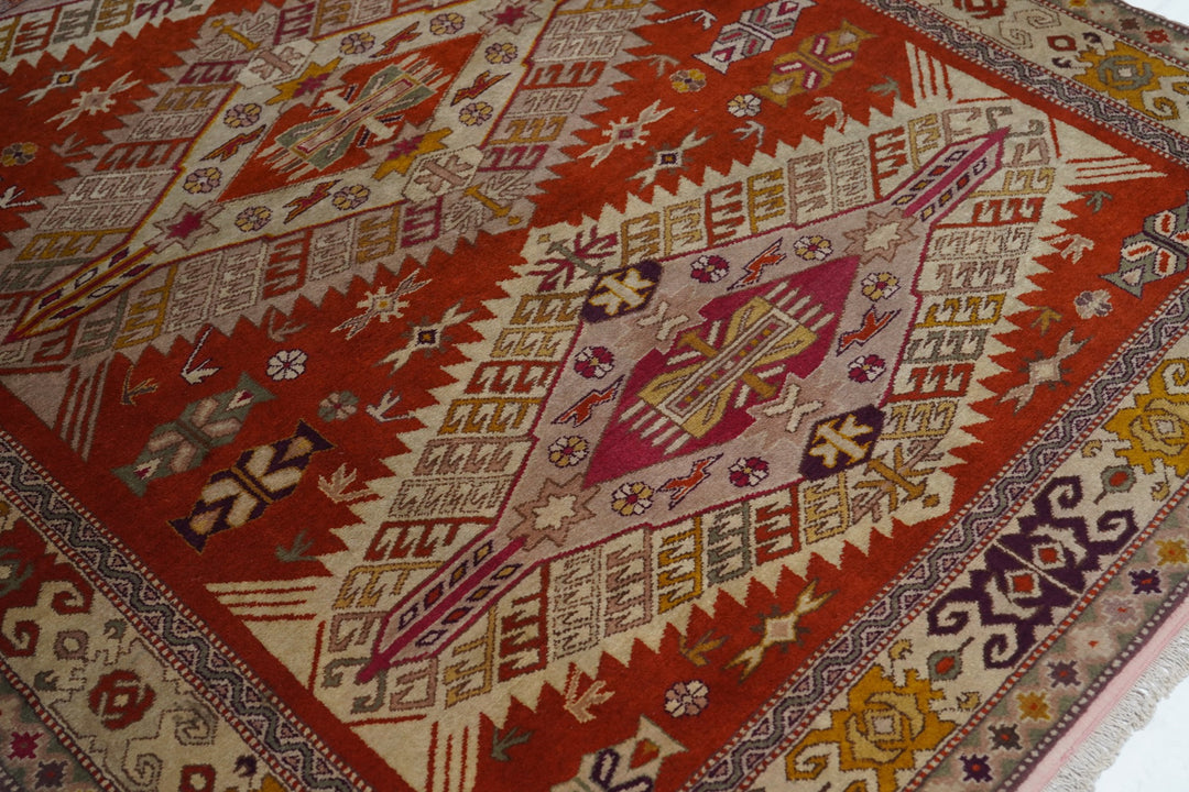 Vintage Turkish Wool Rug 4'10'' x 6'8''