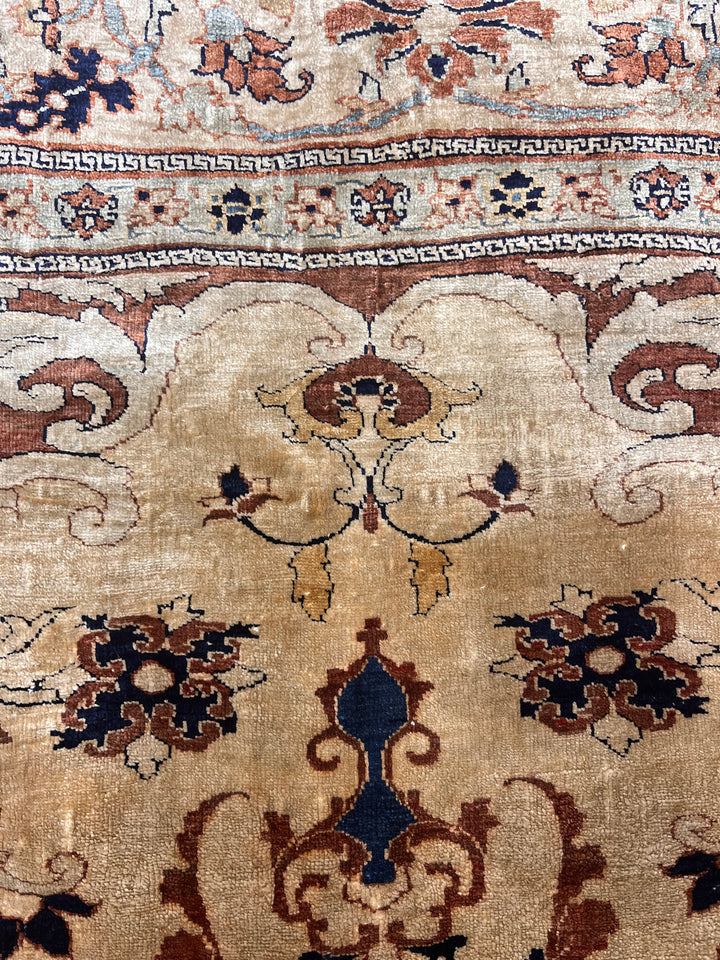 Antique Silk Heriz Rug 4'8'' x 6'2''