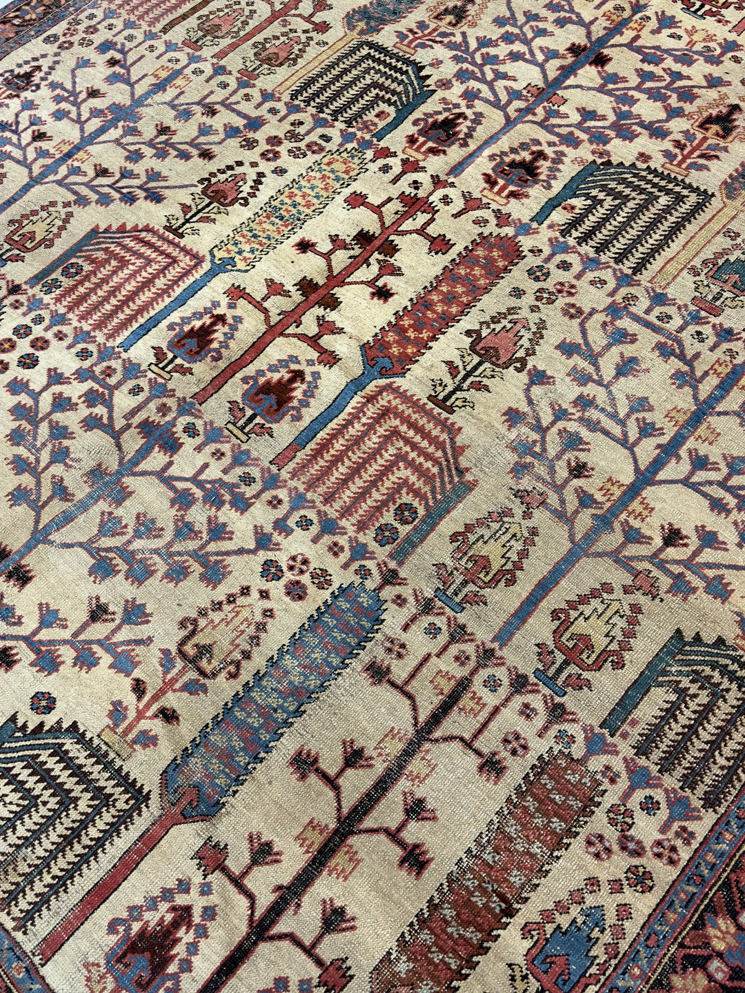 Antique Persian Bakhshayesh Rug 7’8” x 11’7”