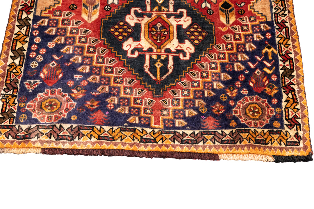 Vintage Persian Qashqai Rug 2'8'' x 5'4''
