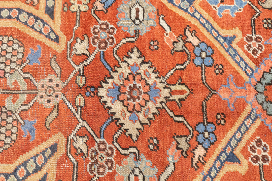 Antique Persian Heriz Rug 7'9'' x 10'5''