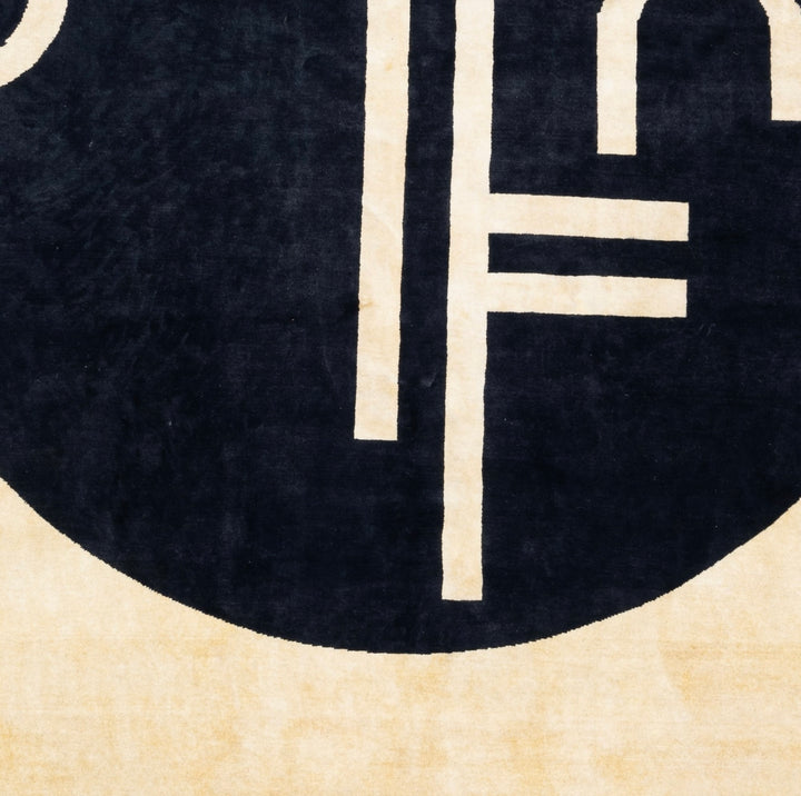 Fine Decorative Artistic Design Rug 6'7" x 8’1"