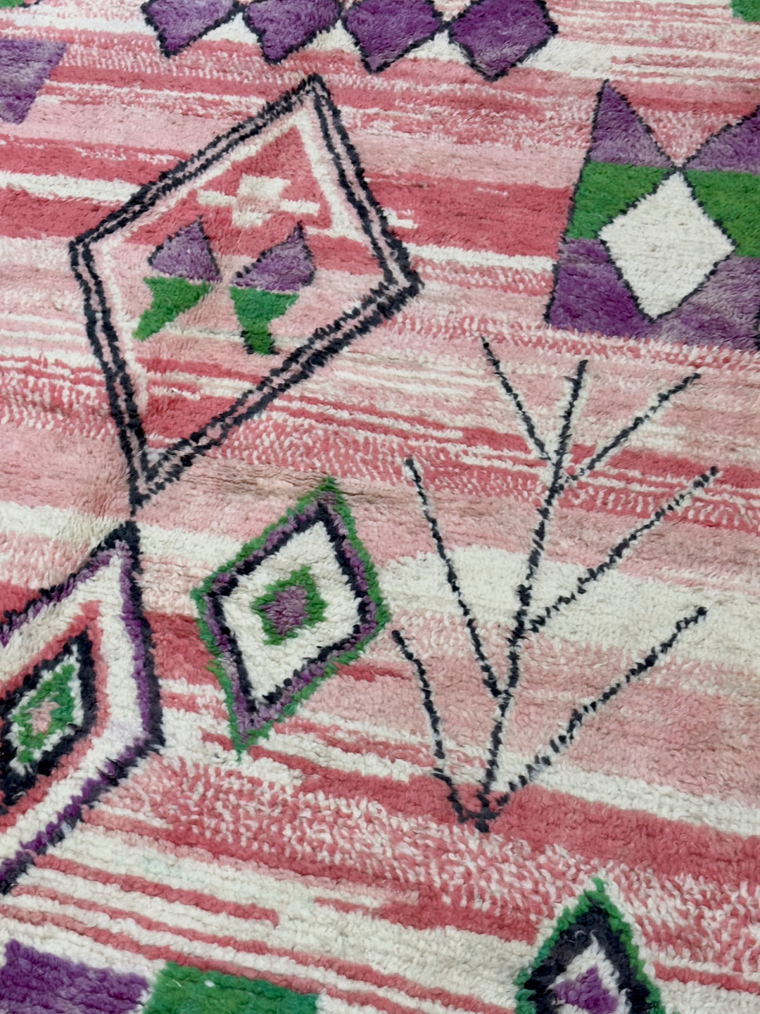 Vintage Moroccan Rug 6'7" x 10’0"