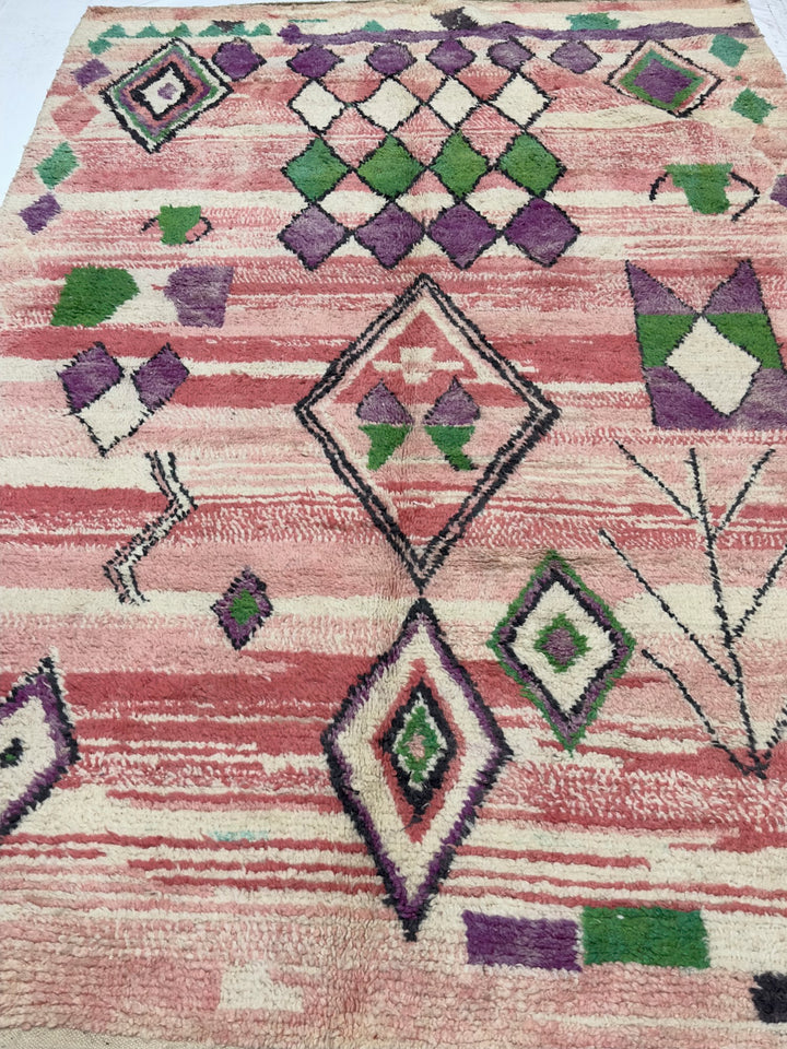 Vintage Moroccan Rug 6'7" x 10’0"