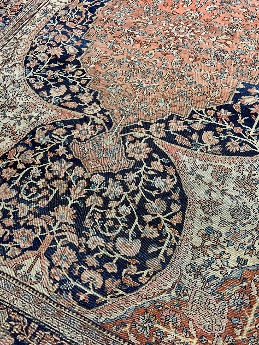 Antique Persian Farahan Sarouk Rug 9’4" x 12’1"