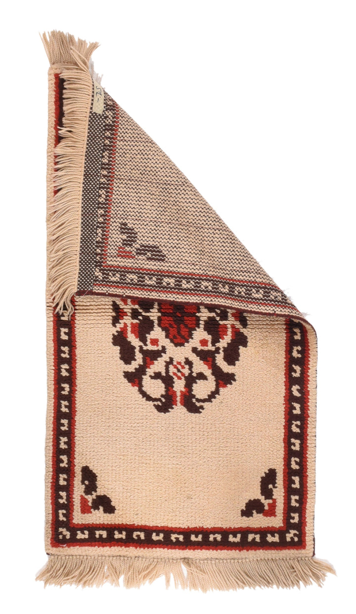 Vintage Tribal Turkish Rug 2'6'' x 4'6''