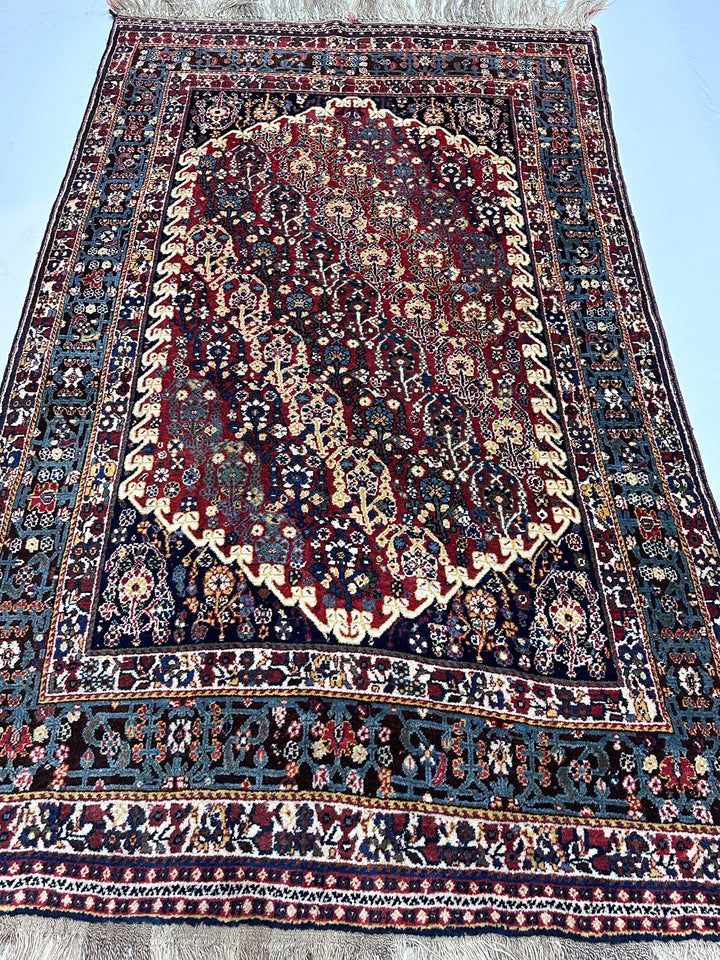 Antique Persian Qashqai Rug 4’8" x 7’11"