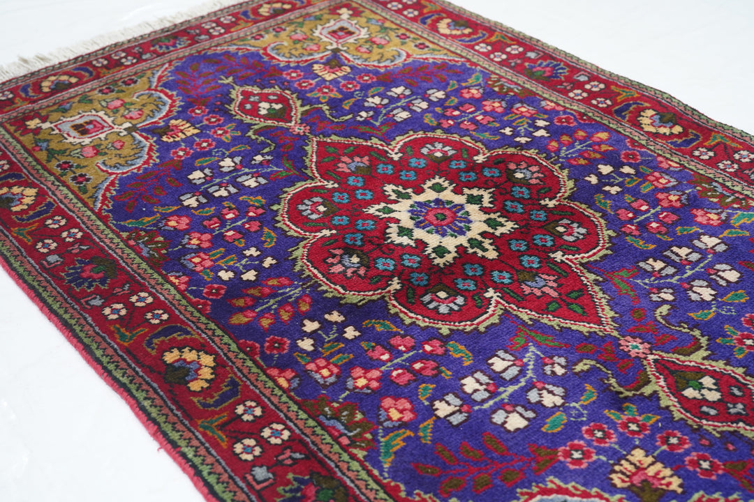 Vintage Persian Tabriz Rug 3'2'' x 5'3''
