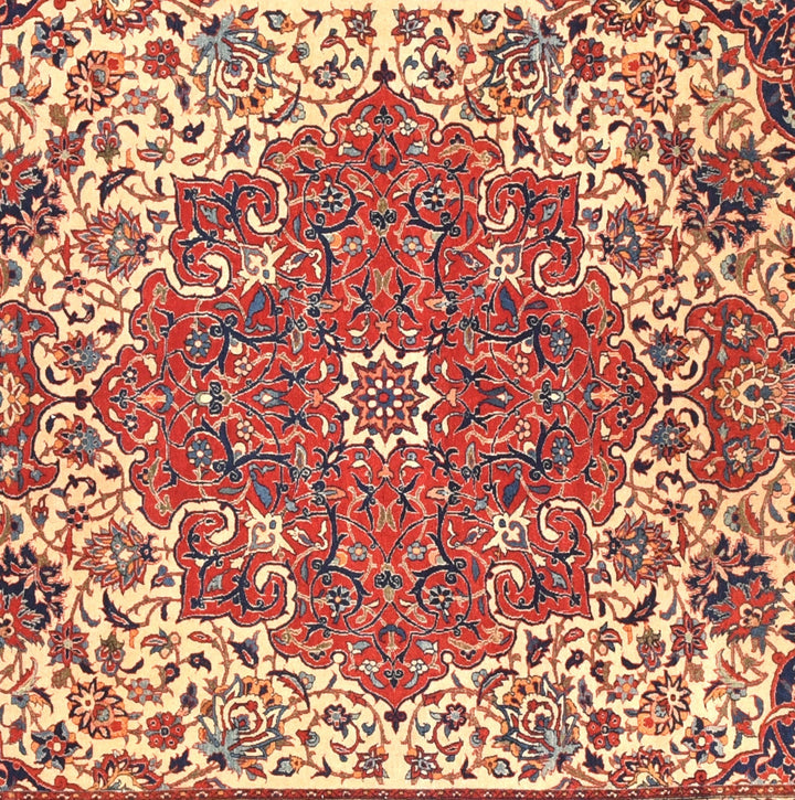 Antique Isfahan Rug 4'8'' x 7'2''