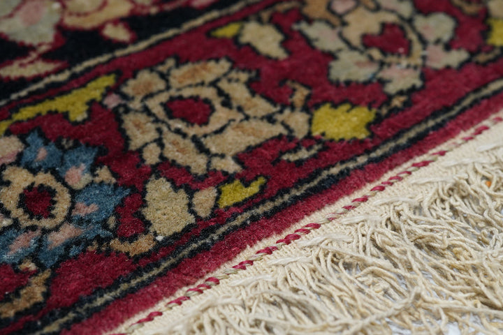 Antique Isfahan Rug 4'7'' x 7'10''