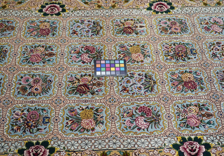 Vintage Isfahan Rug 4'1'' x 6'4''