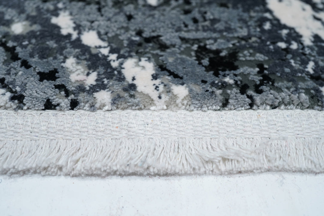 Abstract Design Rug 5'2'' x 7'7''