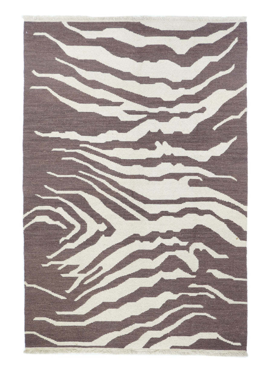 Sumak Rug 4'1'' x 6'1''