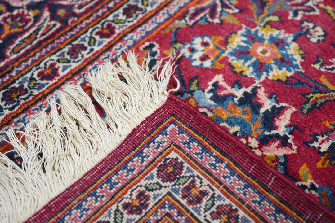 Vintage  Kashan Rug 4'4'' x 6'8''