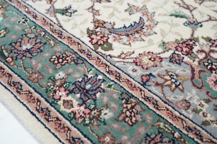 Tabriz Runner 2'6'' x 10'0"
